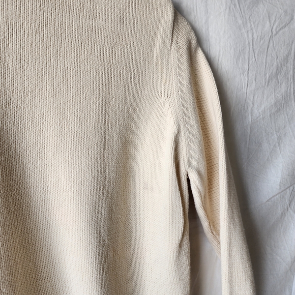 ✨Joe Fresh Cream V-Neck Sweater/Pullover - Picture 5 of 7